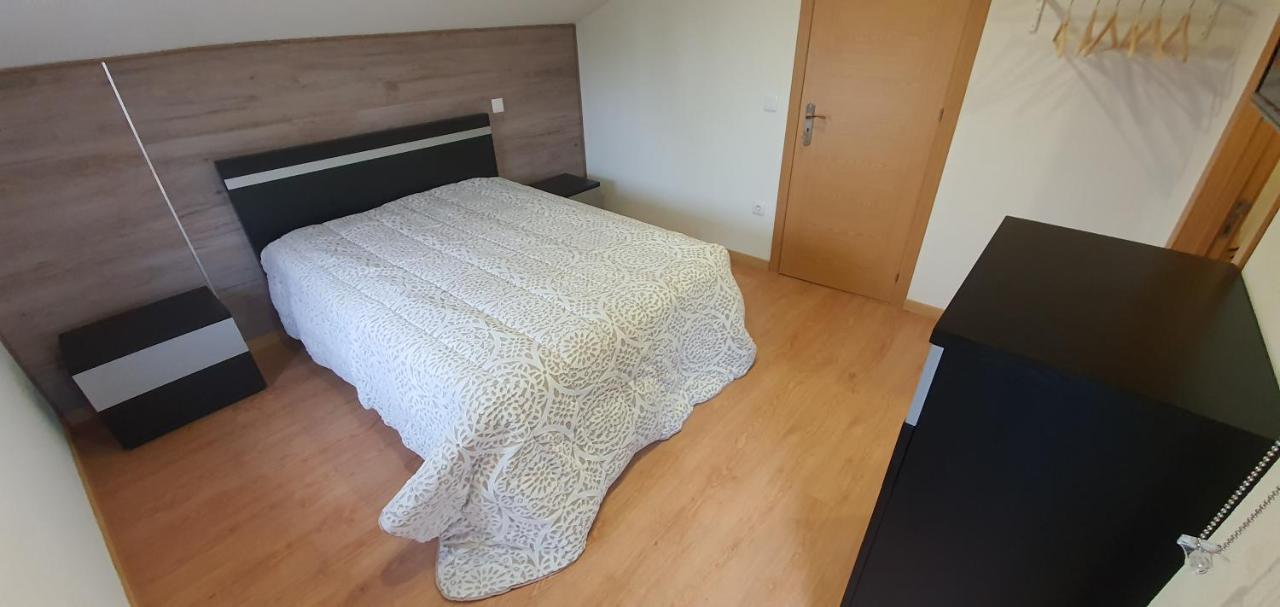 Quinta Da Tormenta -14 Pessoas- Cabeceiras De Basto 2 Casas E Piscina Privada Villa Kültér fotó