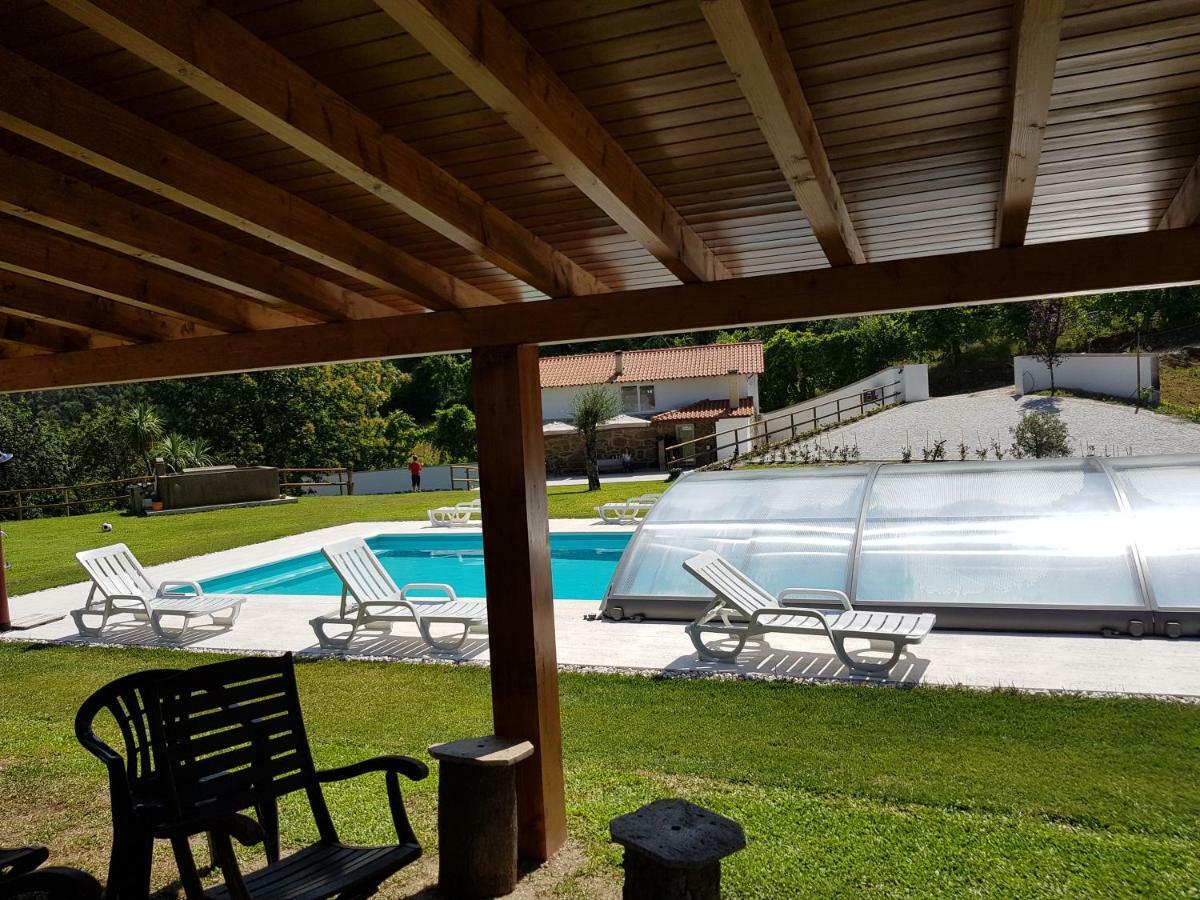 Quinta Da Tormenta -14 Pessoas- Cabeceiras De Basto 2 Casas E Piscina Privada Villa Kültér fotó