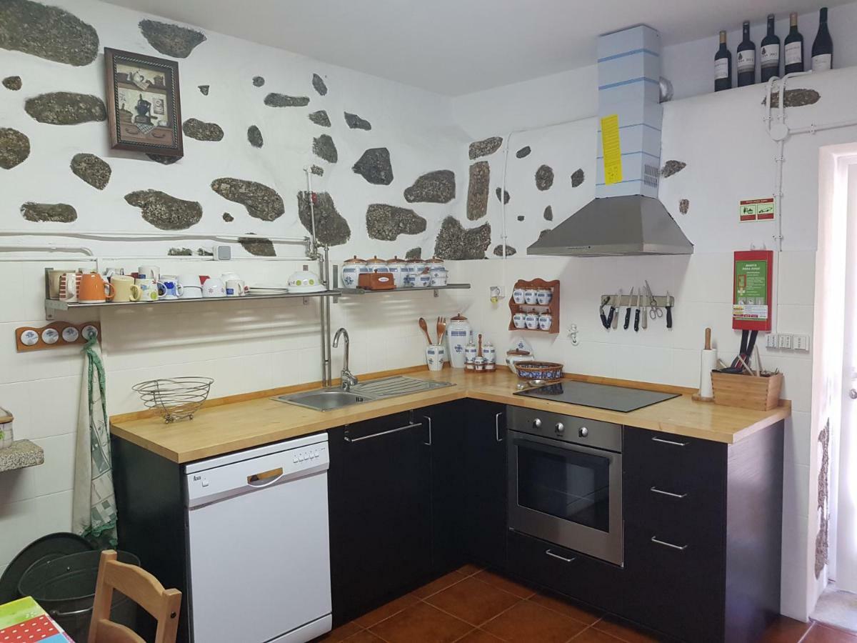 Quinta Da Tormenta -14 Pessoas- Cabeceiras De Basto 2 Casas E Piscina Privada Villa Kültér fotó